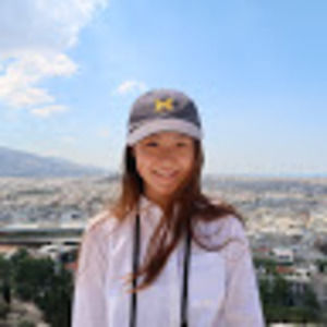 Meet your Posher, Lilia